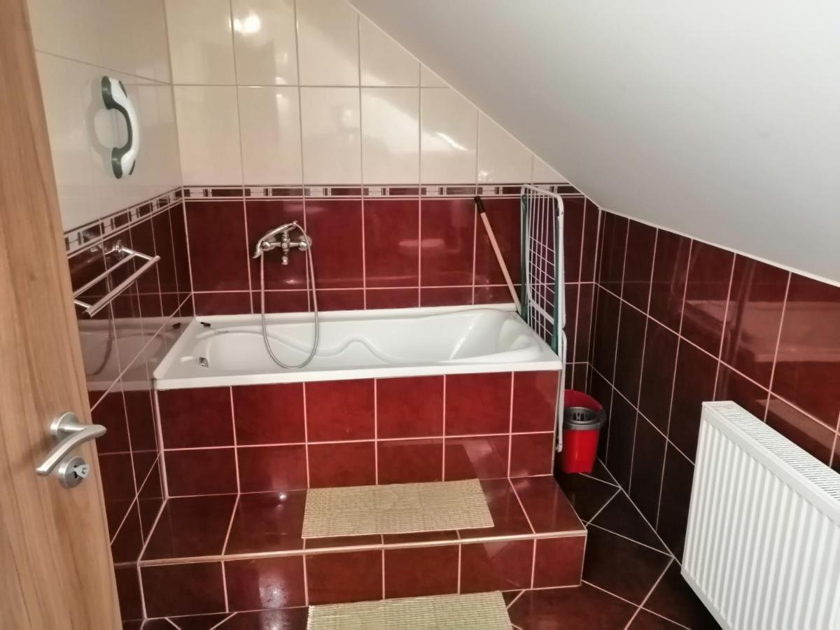 Csipkehaz Apartman Черкесёлё Экстерьер фото