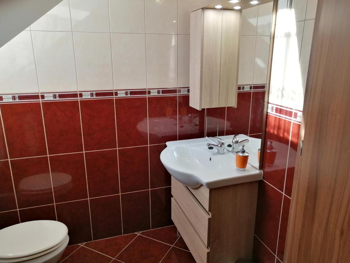 Csipkehaz Apartman Черкесёлё Экстерьер фото