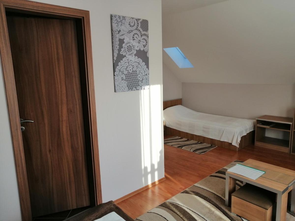 Csipkehaz Apartman Черкесёлё Экстерьер фото
