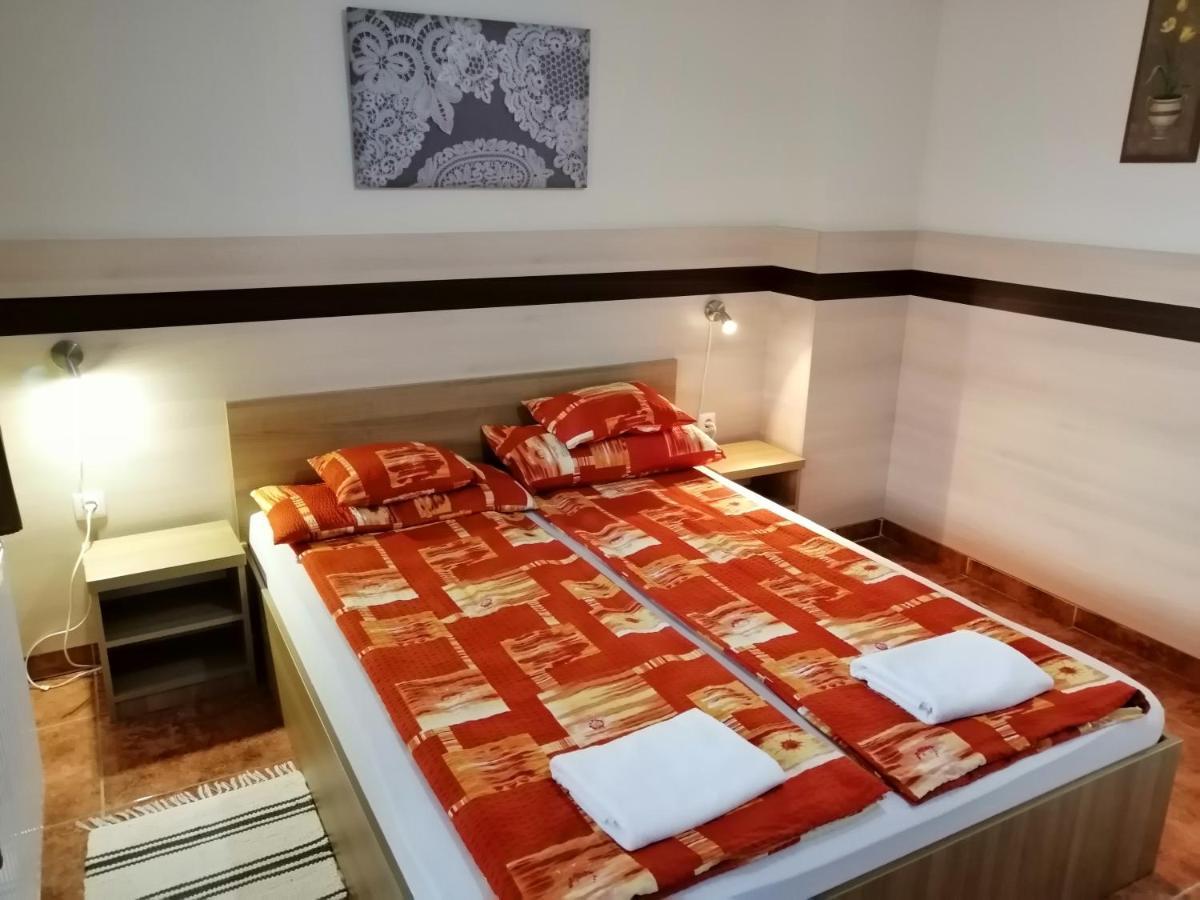 Csipkehaz Apartman Черкесёлё Экстерьер фото