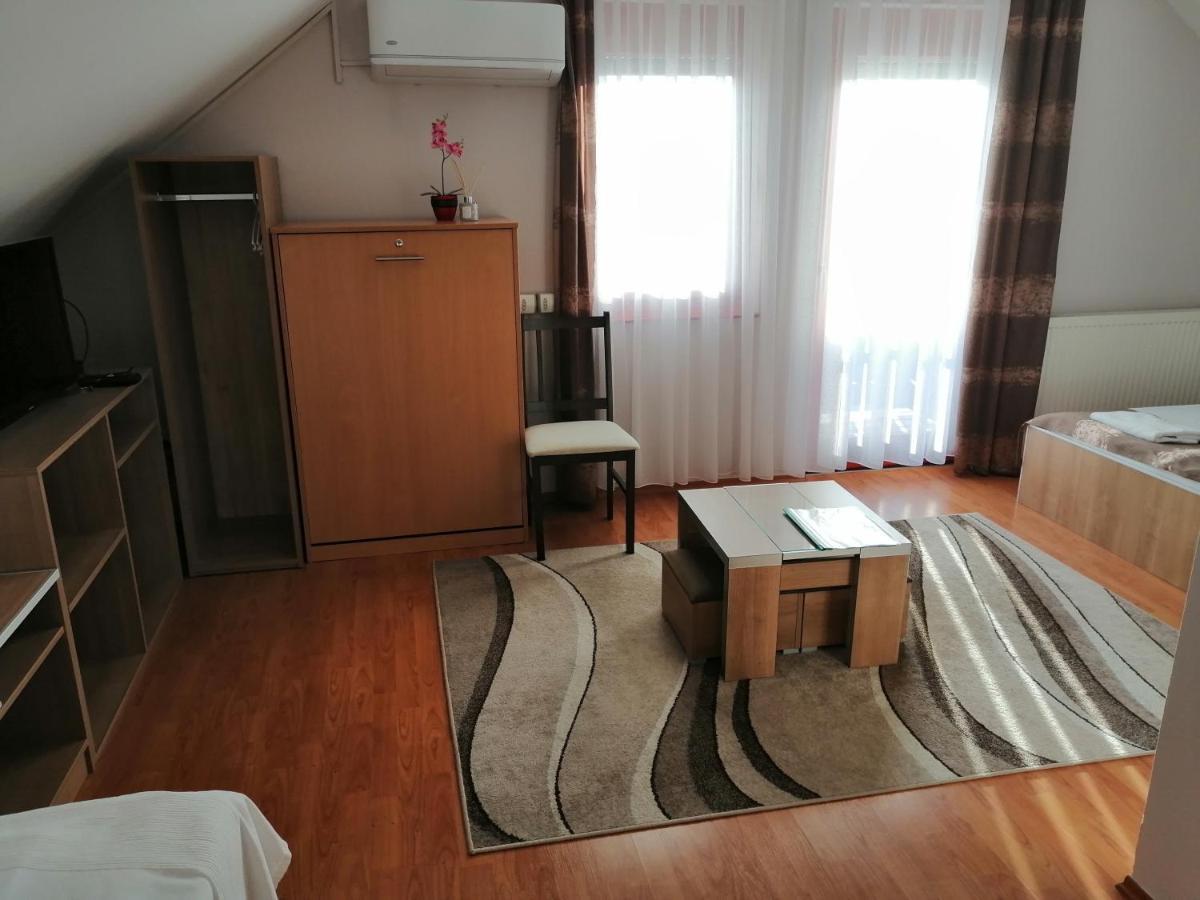 Csipkehaz Apartman Черкесёлё Экстерьер фото